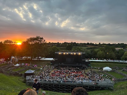 Lyrical Evenings Sanxay, Salle de Spectacles à Sanxay