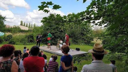 Festival Du Petit Théâtre Sur Le Mont, Salle de Spectacles à Saint-Mard-sur-le-Mont