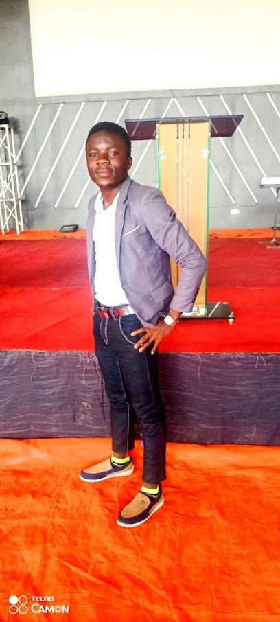 S'Il Vous Plaît, Salle de Spectacles à Thouars