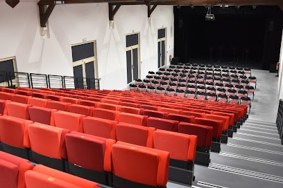 La Gare, Salle de Spectacles à Saint-Juéry
