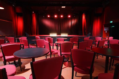 Royale Factory, Salle de Spectacles à Versailles